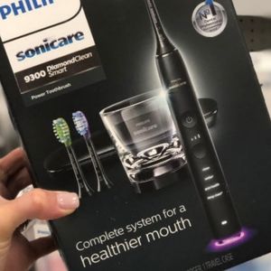 Phillips Sonicare DiamClean Toothbrush